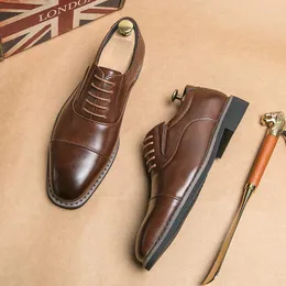 Casual Shoes British Style Men's Low Top Leather är mångsidiga slitsträckta kontorsföretag Pendlingsarbete gratis leverans