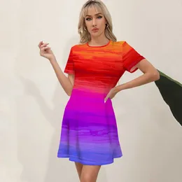 Grundläggande casual klänningar eleganta kvinnor mini klänning tryck 2024 sommar kort slve rund hals casual grundläggande semester strand party klänningar vestido de noiva y240429