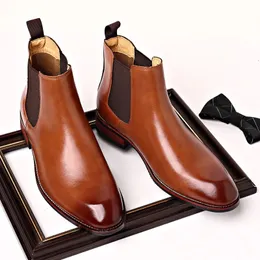 Mens Classic Retro Chelsea Boots Modna skórzana kostka mężczyźni Brytyjski styl krótkie highop buty 240429