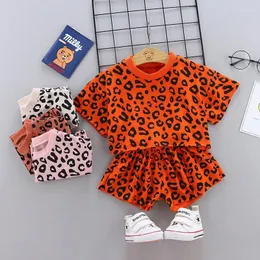 Set di abbigliamento per ragazzi femminile leopardo t-shirts cotone kids baby estate nato neonati sport 2 pezzi set