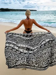 В 2024 году женское солнцезащитное прикрытие модного пляжного шаль.