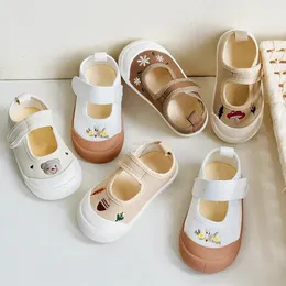 Barn vårskor barn casual skor baby flickor mode canvas loafers småbarn krok loop lägenheter shool moccasin mary jane 1-6y 240416