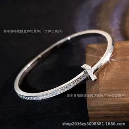 Seiko Edition Original Tiffins Bracelet versão estreita versão alta versão CNC Processo de escultura requintada Diamante T Double T Fivelelle Bracelet