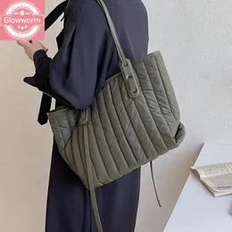 Bolsa Bolsa Casual Space acolchoado Mulheres Bolsas de ombro de algodão Bolsas de algodão Nylon Totes de grande capacidade feminino Big Burses 2024 Inverno