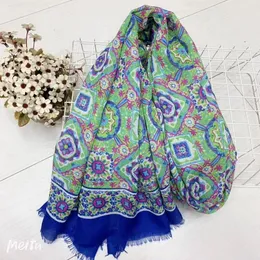 femme Spring bohemian tassel print big scarf bandanaindian muslim hijab viscose scarves head accessories ponchos and cape 240416