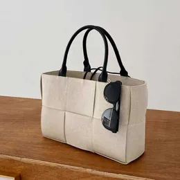 South Handbag Venetabottegs Korea East Gate Arco Canvas Bag Womens Woven One Shoulder Large Capacity Portable Shopping Tot