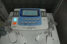 2019 TENS -Maschinen zur Physiotherapie mit Ultraschallinfrarot -Heiztherapiefunktionen Rehabilitationsausrüstung8602315