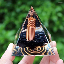 Statuette decorative Piramide di orgone Orgonite Colonna di cristallo bianco Reiki Chakra Moltiplicatore Generatore di energia Strumento di meditazione Decorazione fortunata