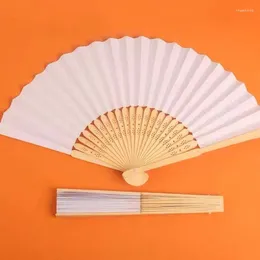 Estatuetas decorativas 10/20 pçs branco dobrável ventilador de papel portátil chinês fãs de bambu presentes de casamento para convidados festa de aniversário decoração crianças