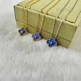 Luxury Clover Designer Charm Pendant Necklaces Women Girl Light Purple Stone Diamond Goth Sailormoon Sister Whale Moissani Xq0u
