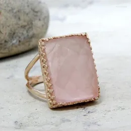 Anéis de cluster simples exagero rosa quadrado moonstone moda feminina aniversário feriado presente temperamento banquete jóias