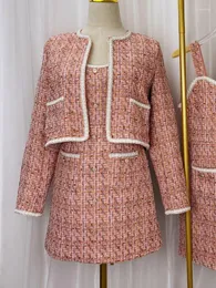Vestidos de trabalho 2024 outono inverno vestido ternos feminino vintage tweed jaqueta casaco fino suspensórios curto conjuntos de duas peças senhora outfit