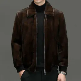 Giacca integrata in pelliccia di visone dorata per cappotto spesso invernale da uomo di design medio invecchiato O7G6