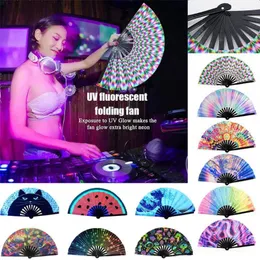 Dekorativa figurer Gradient Färgglada reflekterande fällbara fan Magic Soft 33cm Stor tygdanspografi Kung Fu Props Disco Festival