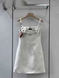 Sukienki na wybiegu designerskie seksowne damskie sukienki koszule z literą koraliki dhinestone dziewczęta zbiornik z czołg Milan A-line mini rękawów.