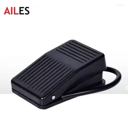 Akıllı Ev Kontrolü Yüksek Kaliteli Ayak Sönmesi FS-1 CFS-01 TFS-1 Slip Sıfırlama Elektrikli Güç Ayak Pedalı Anahtarı 10A 250V Kontrolör