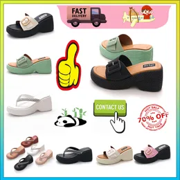 Designer Casual Platform High rise thick soled slippers man Woman Light weight wear resistant Leather rubber soft soles sandals Flat Summer Beach Slipper