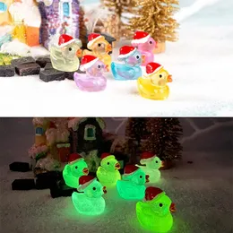 Decorative Figurines 10/20/50PCS Mini Fluorescent Christmas Duck Ornament Miniature Figures Tiny Ducks Handicraft Micro Landscape Dollhouse