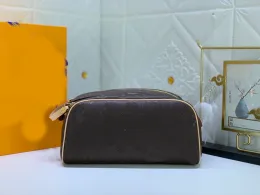 Borsa lunga di lusso da donna di moda di alta qualità Borsa per il trucco ricamata Portafogli in vera pelle di due marchi