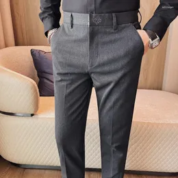 Erkekler Elbise Pantolon Erkekler İçin Yüksek Kaliteli Kore Lüks Giyim Tüm Maçlar İnce Fit Nakış Erkekleri Formal Wear 38