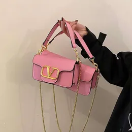 الربيع الجديد المتقدم Trendy Simple Simple Counter Chain Women Women Bags 2024 Design Fashion 78 ٪ Off Store Wholesale