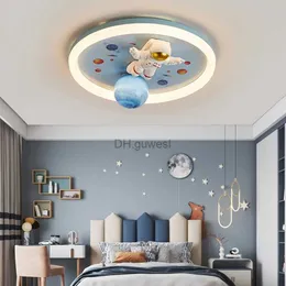 Lampade a sospensione Camera dei bambini Plafoniere a LED Moderna Astronauta Studio Camera da letto Lampadari Lampade Aeroplano Bambino Decorazioni per interni Apparecchio di illuminazione YQ240201