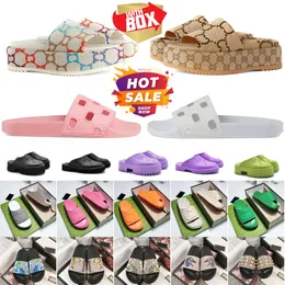 Designer Sandaler tofflor Summer Men Women Shoes Shaped Multicolor GG Flora Slides Gjuten fotbädd i svart tonalgummisula med präglad vid yttersidan