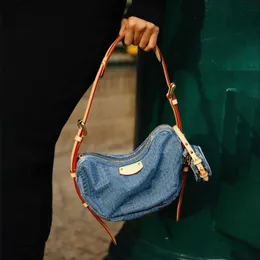 빈티지 데님 가방 완두콩 소포 루프 호보 가방 럭스 디자이너 어깨 가방 부드러운 핸드백 여성 빈티지 프린트 스플릿 크로스 바디 가방 지갑 231215