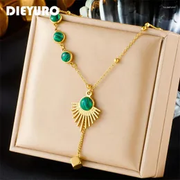 Colares Pingente Dieyuro 316L Aço Inoxidável Retro Verde Pedra Cubo Colar Para Mulheres Menina Moda Pescoço Cadeia Jóias Senhora Presente de Feriado