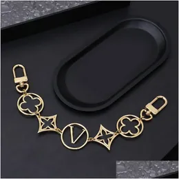 مصمم الفاخرة مفتاح سلسلة مفاتيح السلسلة Twiggy Letters Gold Fashion Womens Bag Bag Charm Keyring Alloy Classic Key Rings -6 Drop Delivery Dhrys