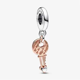 Charms 925 STERLING Gümüş İki Tonlu Anahtar Kayan Kalp Sarkma Takılar Orijinal Avrupa Cazibesi Bilezik Moda Kadınlar Düğün E217m