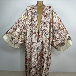 Damenbademode 2024 Sommer Bohemian Cardigan Kimonos für Frau Lose Einheitsgröße Süße Seide Sexy gelbes Schmetterlingsmuster Boho Strandkimono