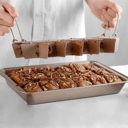 Bakeware Tools Brownie Pan Bread Cake Pann Bakar rätter Non-stick Square Lattice Chocolate Dessert Mold Kitchen