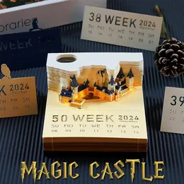 LED Christmas Gift 3D Calender Reveal Magic Castle Hary Design Memo Pad Pen Container Original gåvor Kid Födelsedag pojkvän 240118