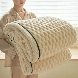 البطانيات بطانية مخملية كورال لأريكة مكتب قيلولة تكييف الهواء سرير صيفي واحد فاراي صغير