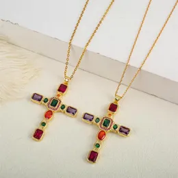 Pendant Necklaces Fashion Cross For Women Men Gold And Silver Amazing Color Crystal Jesus Christian Jewelry Wholesale