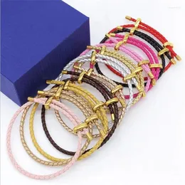 Braccialetti con ciondoli Cordoncino in pelle da 27 cm Bracciale in corda rossa Filo con fibbia regolabile in acciaio inossidabile per donna Uomo Coppia Gioielli Prodotti di tendenza