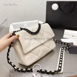 Tasarımcı Çanta Tote Çanta Lüks Klasik Kadın Meydanı 19 Flep Toptan Çantalar Kapitone Küçük Metalik Siyah 25 16 7cm Vanity Kamera Baget Multi Pochette