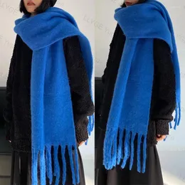 Halsdukar kvinnor vinter halsduk förtjockad kashmir klassiska tofsar fluffiga fast färg överdimensionerade sjal varma sjalar tillbehör