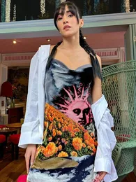 Повседневные платья Hugcitar Tie Dye Sun Florl с принтом бархатного мини-платья на бретельках облегающее сексуальное уличное вечернее винтажное вечерние наряды T2K