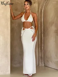 Vestidos de trabalho Hugcitar malha 2 peças conjuntos halter sólido sem costas sexy colheita camis oco out midi saia verão moda outfit praia festival