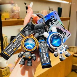 Keychains Tide Cool Spacemen Rabbit Fashion Astronaut Bunny Kids Toy Trinket Key Holder Men Car Bag Personlighet Pendant Ring
