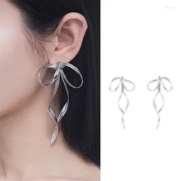 Dangle Earrings 2024 وصول الموضة إسقاط المعادن الكلاسيكية Bowknot Women Long أنيقة المجوهرات الإناث