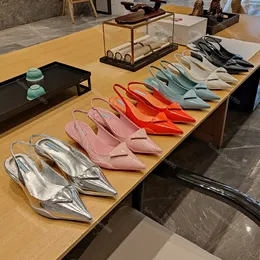 Slingbacks topuklu lüks tasarımcı kadın elbise ayakkabı üçgen toka pompaları patent deri sivri ayak ayakkabıları sandaletler 3.5cm düşük topuklu kariyer boyutları 35-41 kutu