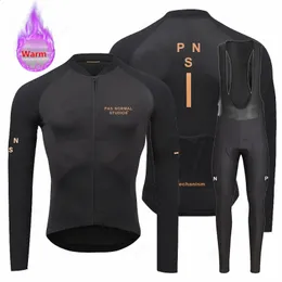 Pns Pro Triathlon Inverno Uomo Pile Termico Manica Lunga Abbigliamento Ciclismo MTB Ropa Ciclismo Abbigliamento Bici Pantaloni con bretelle Set 240202