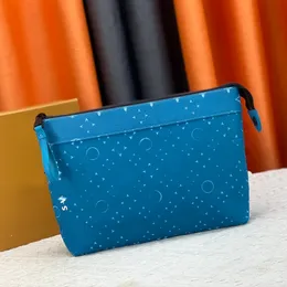 حقيبة مصممة للسيدات الفاخرة الحمل مصمم العلامة التجارية Pochette Voyage Souple Counter Counter Facs Ladies Envelope Fashion Wallet Bluewindow CXD240231-15