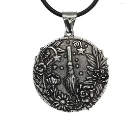 Ketten Vintage Hexenbesen und Blumen Wicca Anhänger Halskette Modeschmuck für Männer Frauen