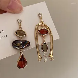 Dangle Brincos Vintage Arte Abstrata Estilo Assimétrico Gota Para Mulheres Personalidade Humanóide Mão Festa Jóias