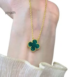 Colar Van Clover Cleef Four Leaf Clover Neckalces Jóias Van ClefNecklace Designer Mulheres Top Quality Pingente V Ouro Grosso Chapeamento 18K Rose Gold Fourleaf Clover N