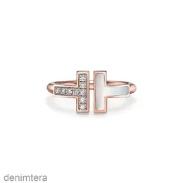Designer silver ring kristall diamanter älskar ring förlovningsringar för kvinnor män bröllop par dubbel t märke alla hjärtans dag gåva multi stil grossist 5qkg